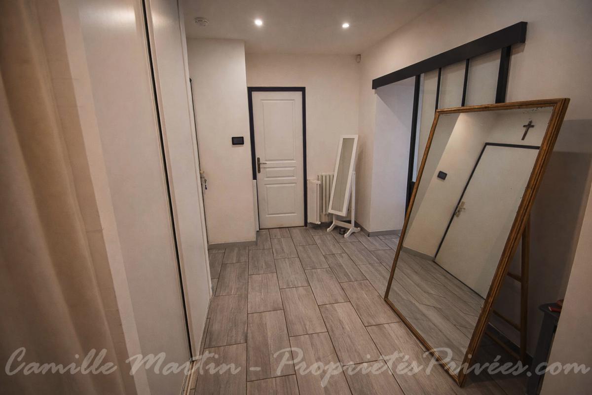 ROQUEBRUNE-SUR-ARGENS Investissement locatif clé en main - Rentabilité immédiate de 4,83 % net - Roquebrune Sur Argens 3 pièce(s) 89.04 m2 10