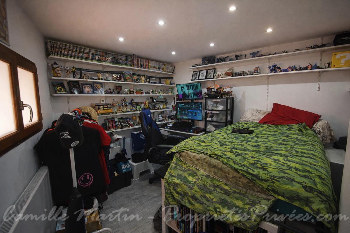 ROQUEBRUNE-SUR-ARGENS Investissement locatif clé en main - Rentabilité immédiate de 4,83 % net - Roquebrune Sur Argens 3 pièce(s) 89.04 m2 11