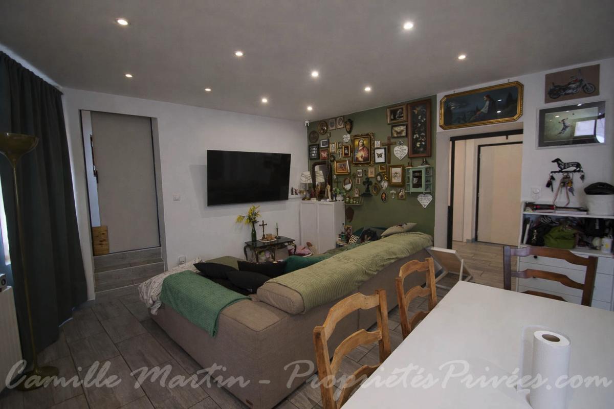 ROQUEBRUNE-SUR-ARGENS Investissement locatif clé en main - Rentabilité immédiate de 4,83 % net - Roquebrune Sur Argens 3 pièce(s) 89.04 m2 16