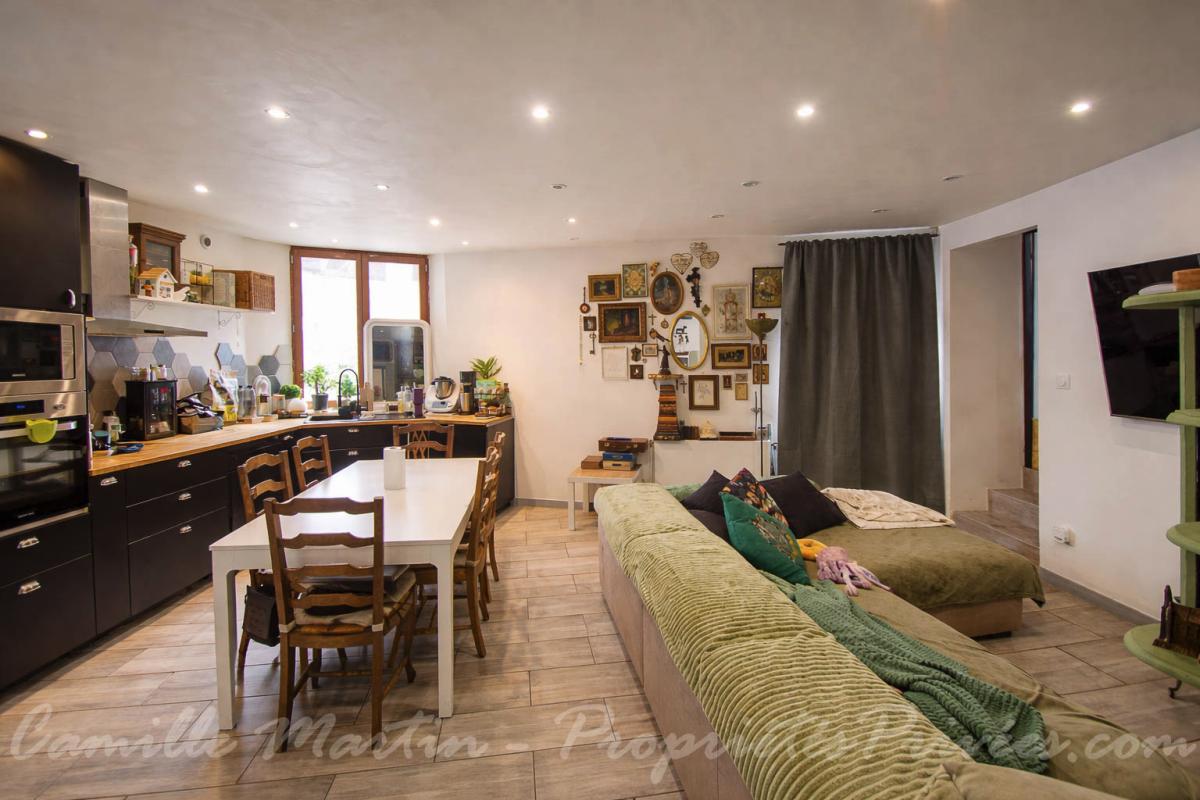 ROQUEBRUNE-SUR-ARGENS Investissement locatif clé en main - Rentabilité immédiate de 4,83 % net - Roquebrune Sur Argens 3 pièce(s) 89.04 m2 3