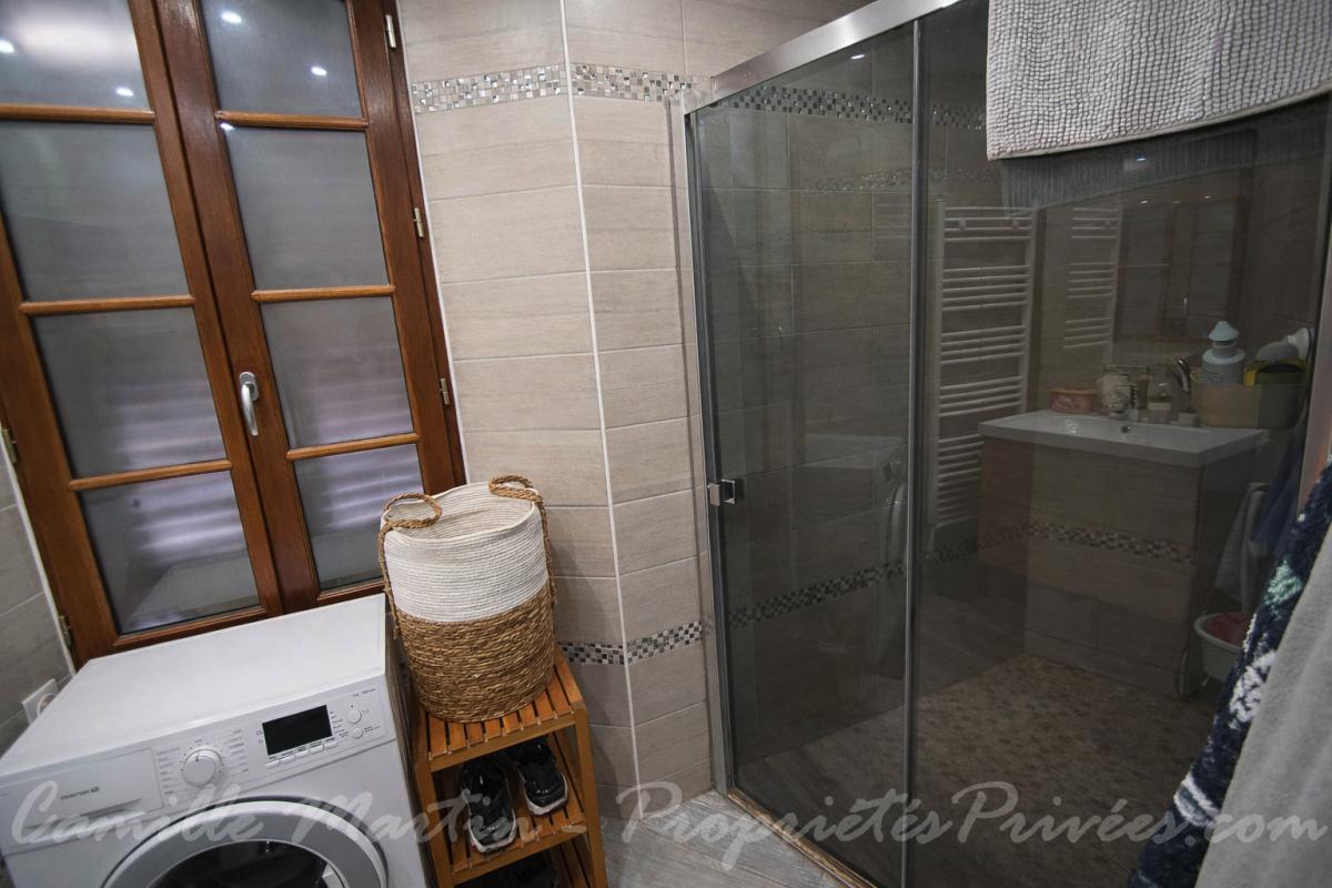 ROQUEBRUNE-SUR-ARGENS Investissement locatif clé en main - Rentabilité immédiate de 4,83 % net - Roquebrune Sur Argens 3 pièce(s) 89.04 m2 5