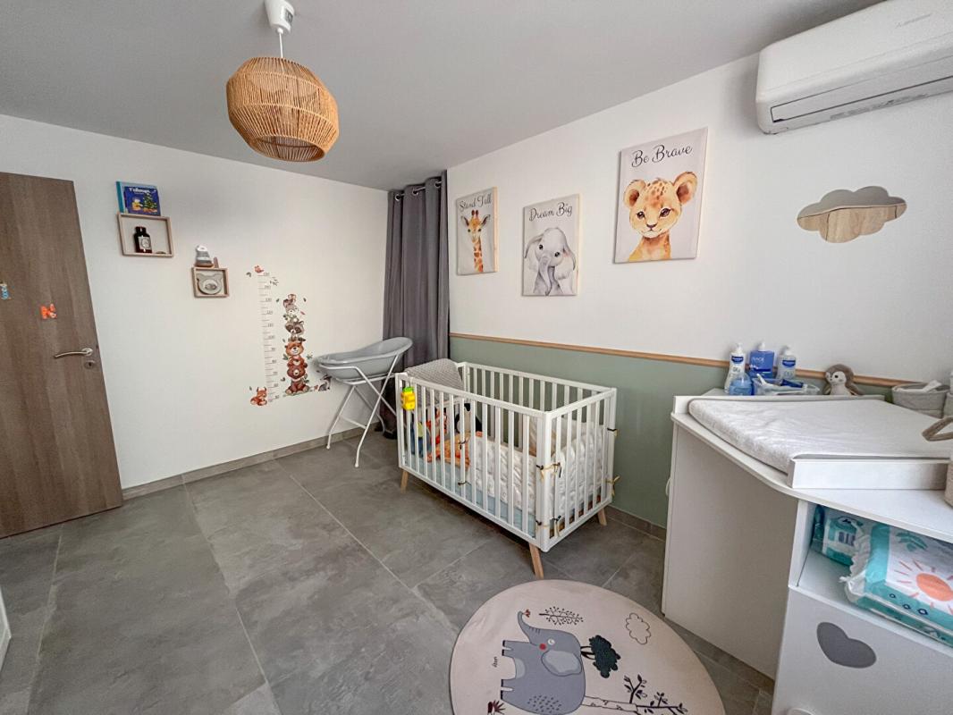 FIGANIERES VILLA INDIVIDUELLE AVEC APPART T3 INDEPENDANT 10