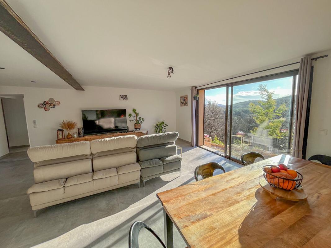 FIGANIERES VILLA INDIVIDUELLE AVEC APPART T3 INDEPENDANT 5