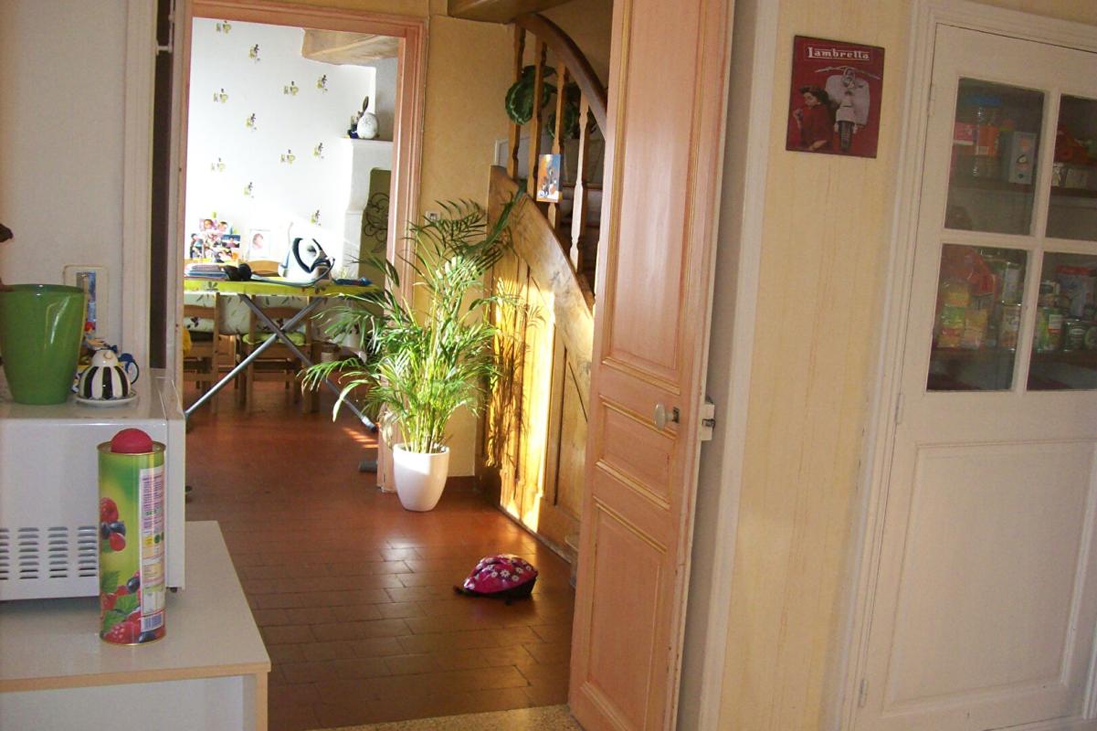 MARLY-SUR-ARROUX Maison Marly Sur Arroux 5 pièce(s) 123 m2 16