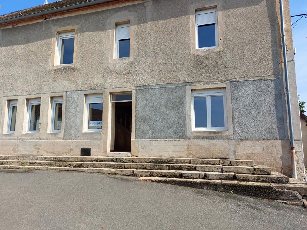 MARLY-SUR-ARROUX Maison Marly Sur Arroux 5 pièce(s) 123 m2 9