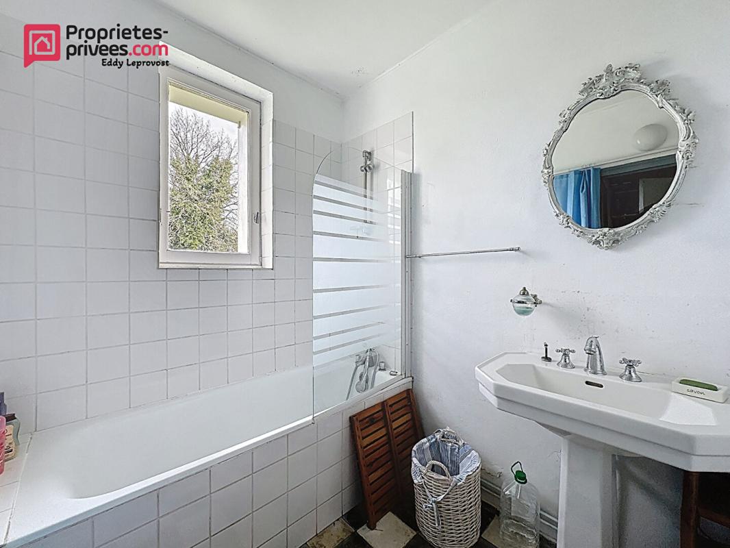 BRECEY Maison pleine de charme de 130m² 14