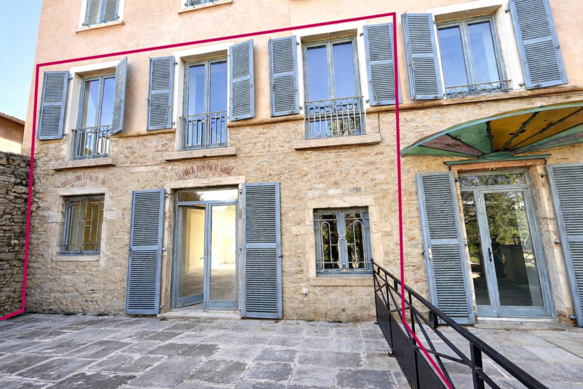 BEAUREGARD BEAUREGARD . Duplex 4 pièces 109m2 habitables + terrasse, cave et 2 places de stationnement 10