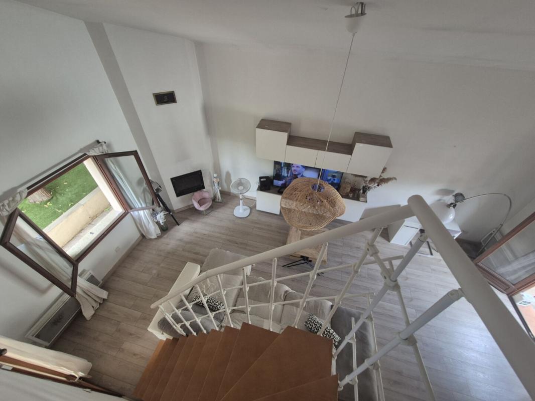 PLAN-DE-CUQUES Maison  6 pièce(s) 133.69 m2 à Plan-de-Cuques 14