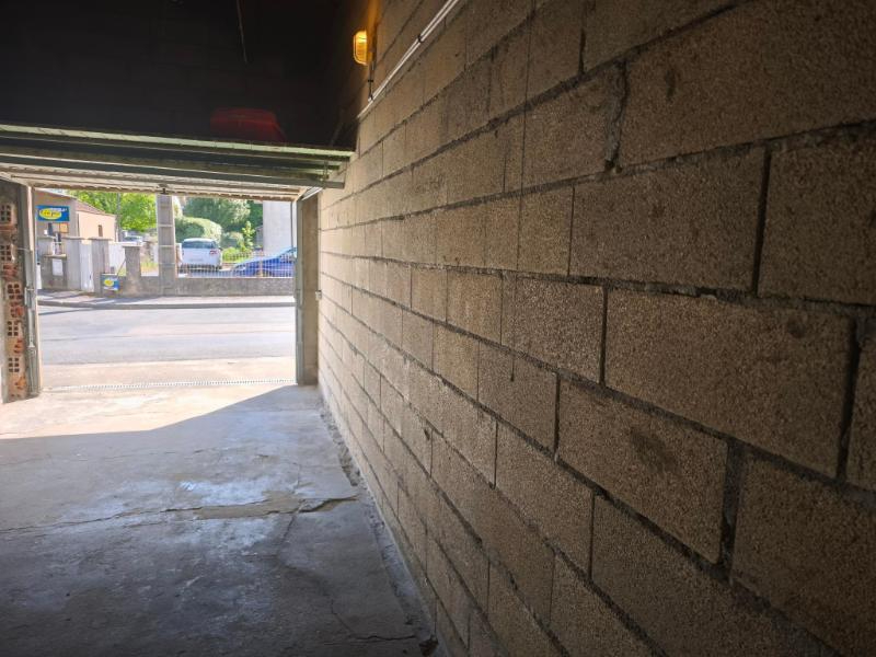 MAZAMET MAISON  AVEC 2 APPARTEMENTS - 2 GARAGES - JARDIN -MAZAMET 17