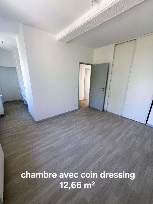 BEAUREGARD Duplex BEAUREGARD 4 pièces 94.15 m2 avec terrasse, cave et 2 stationnements privés sécurisés 10