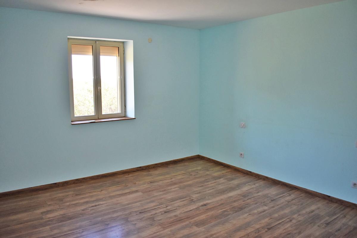 SAINT-GENIES Maison Saint Genies 4 pièce(s) 103 m2 11