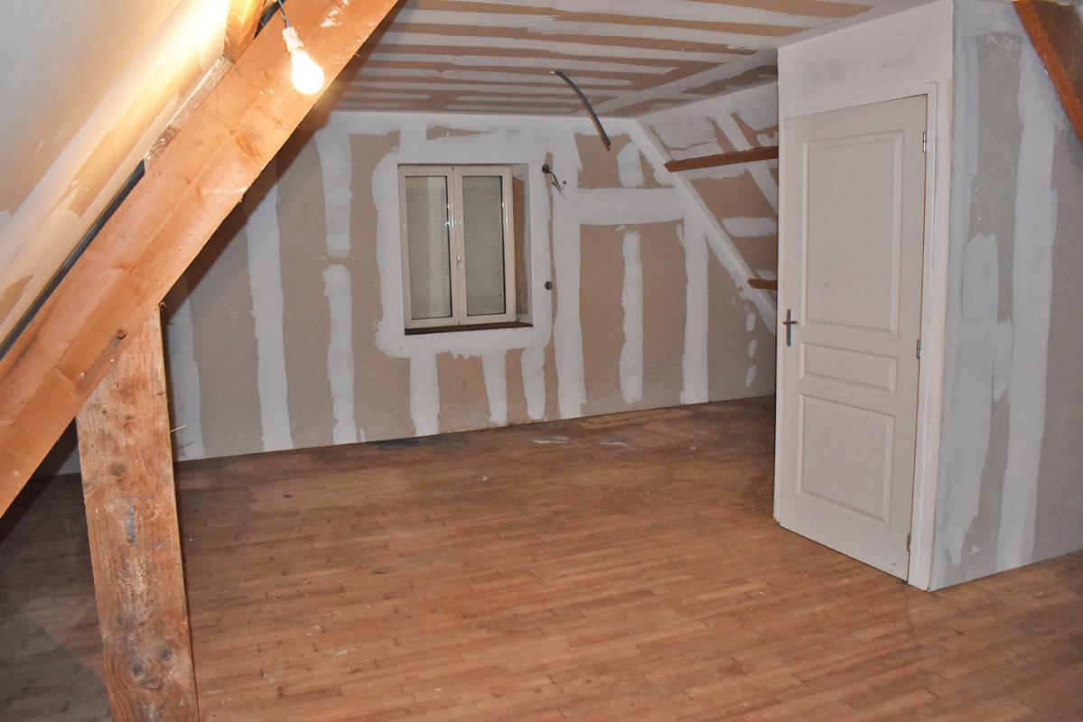 SAINT-GENIES Maison Saint Genies 4 pièce(s) 103 m2 12