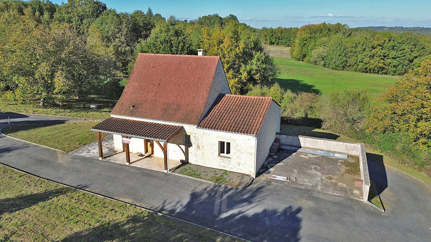 SAINT-GENIES Maison Saint Genies 4 pièce(s) 103 m2 2