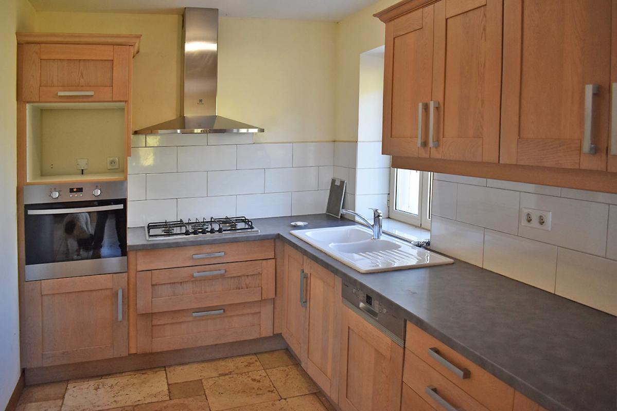 SAINT-GENIES Maison Saint Genies 4 pièce(s) 103 m2 6