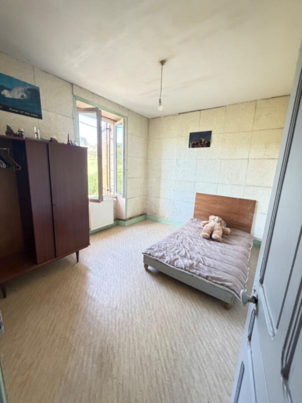 CAZOULES Maison à rénover Cazoulès 24370 6 pièce(s) 15