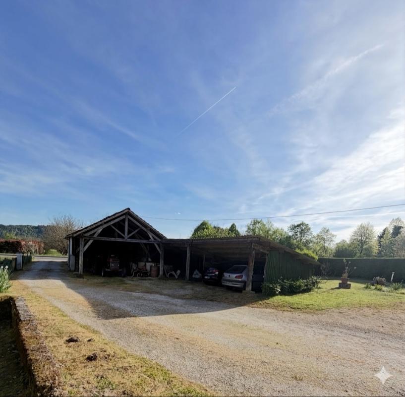 CAZOULES Maison à rénover Cazoulès 24370 6 pièce(s) 3