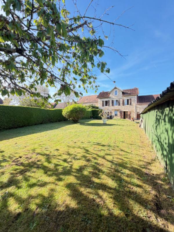 CAZOULES Maison à rénover Cazoulès 24370 6 pièce(s) 4