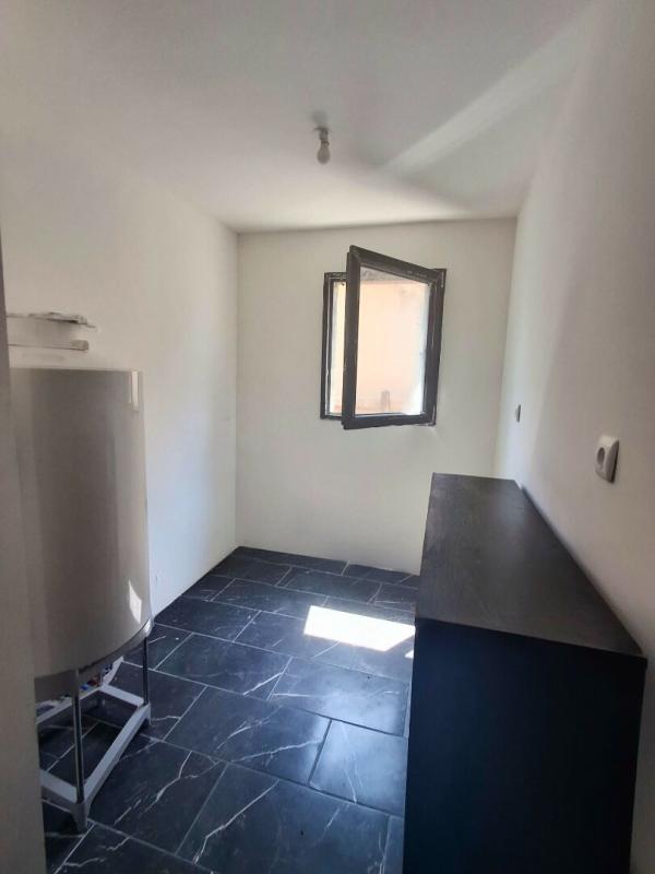 SAINT-CHRISTOLY-DE-BLAYE Maison de plain-pied neuve jamais habitée - 116 m²  - 3 chambres - grande pièce de vie 60 m² - terrain 615 m² 14