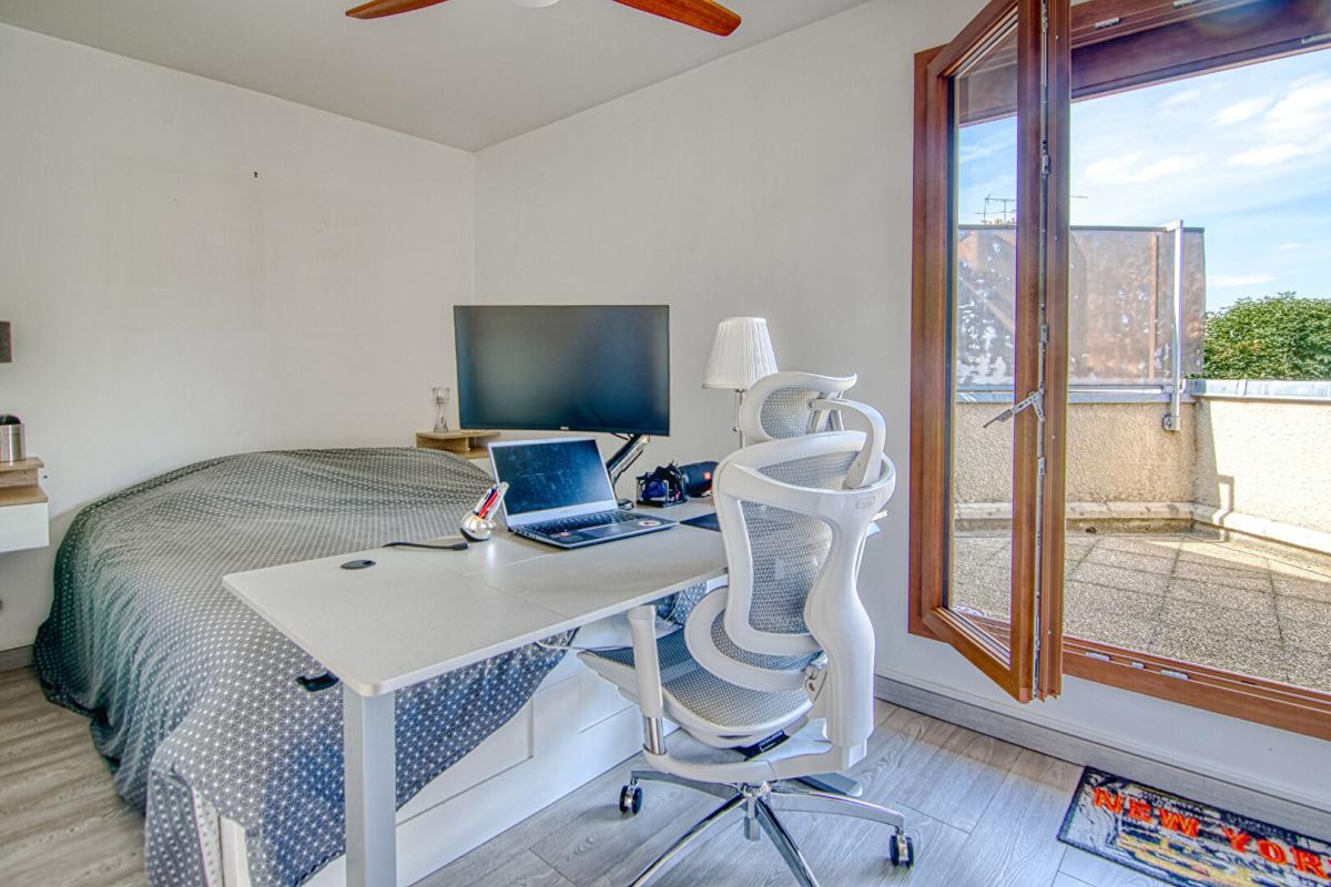 VERSAILLES Maison de ville, 6 pièces, hyper centre Notre-Dame, double box intégré 11