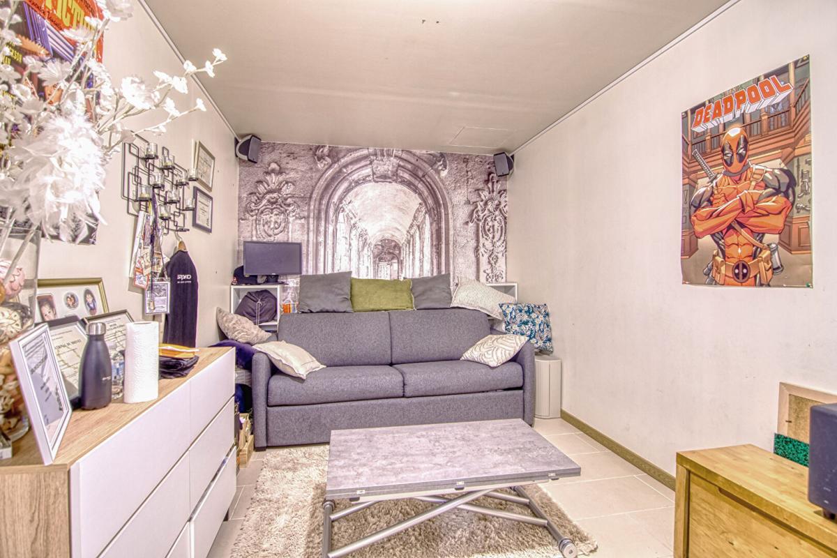 VERSAILLES Maison de ville, 6 pièces, hyper centre Notre-Dame, double box intégré 16