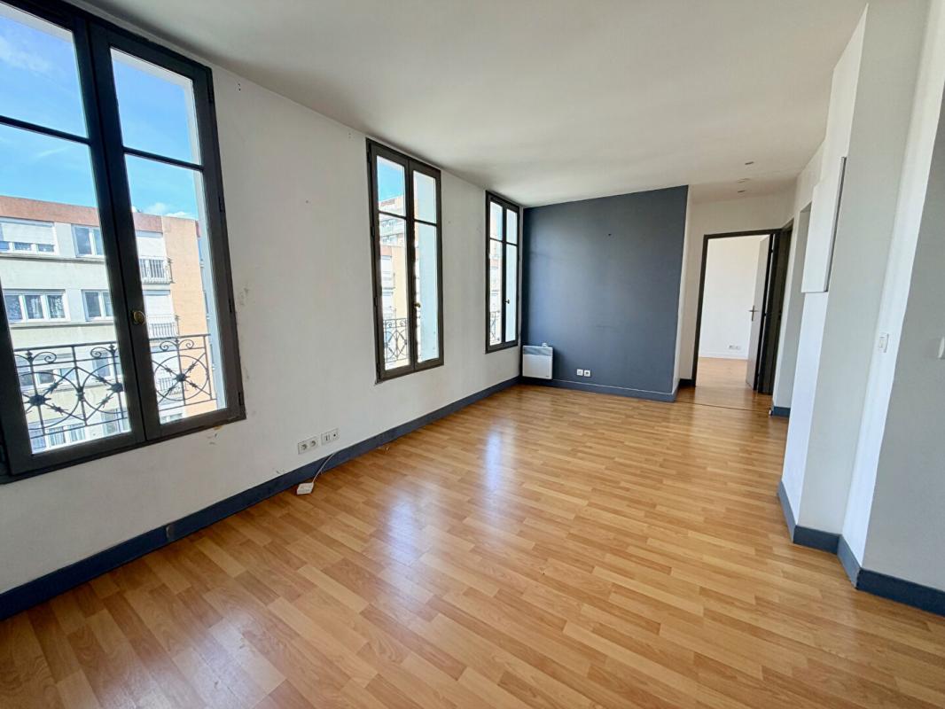 SAINT-OUEN Appartement Saint Ouen Sur Seine 3 pièce(s) 48.13 m2 2