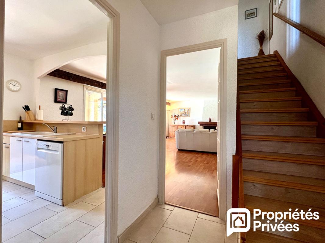 SAINT-RAPHAEL Saint-Raphaël Valescure, Villa 5 pièces avec piscine, terrasse et pool house 15