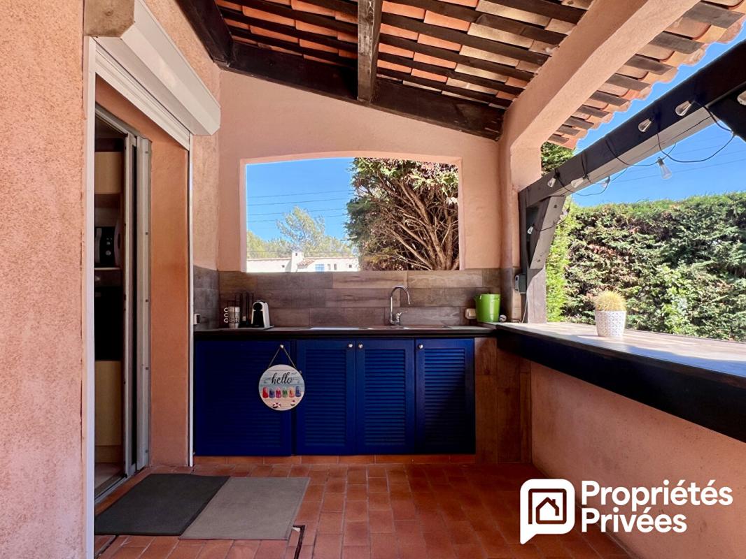 SAINT-RAPHAEL Saint-Raphaël Valescure, Villa 5 pièces avec piscine, terrasse et pool house 4