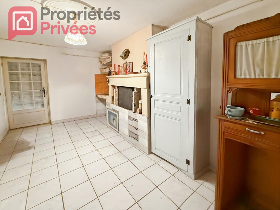 TARASCON GRANDE MAISON A RENOVER 166 M2 PROCHE CENTRE VILLE 13