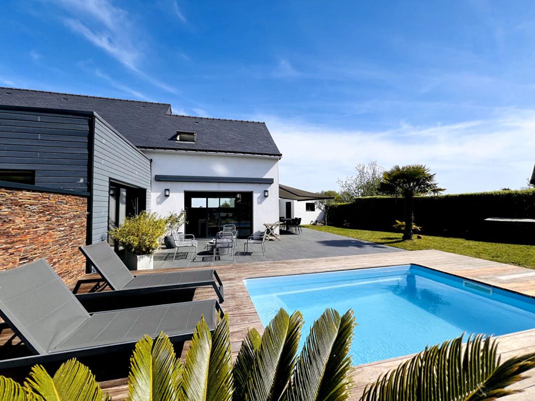 SAINT-GILDAS-DE-RHUYS Belle contemporaine - piscine - 196 m2 - 4 suites - Bureau 1