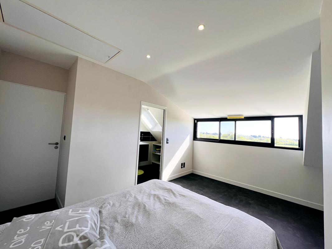 SAINT-GILDAS-DE-RHUYS Belle contemporaine - piscine - 196 m2 - 4 suites - Bureau 16