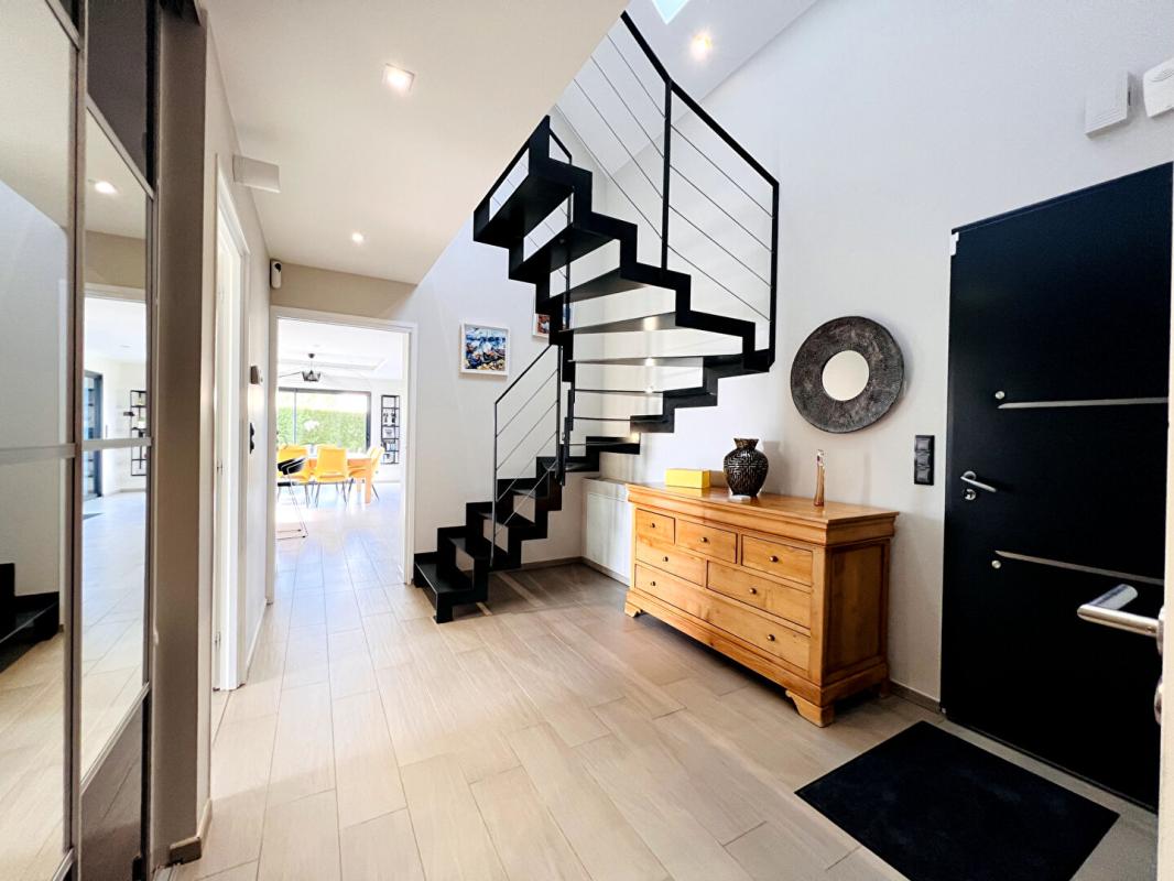 SAINT-GILDAS-DE-RHUYS Belle contemporaine - piscine - 196 m2 - 4 suites - Bureau 7