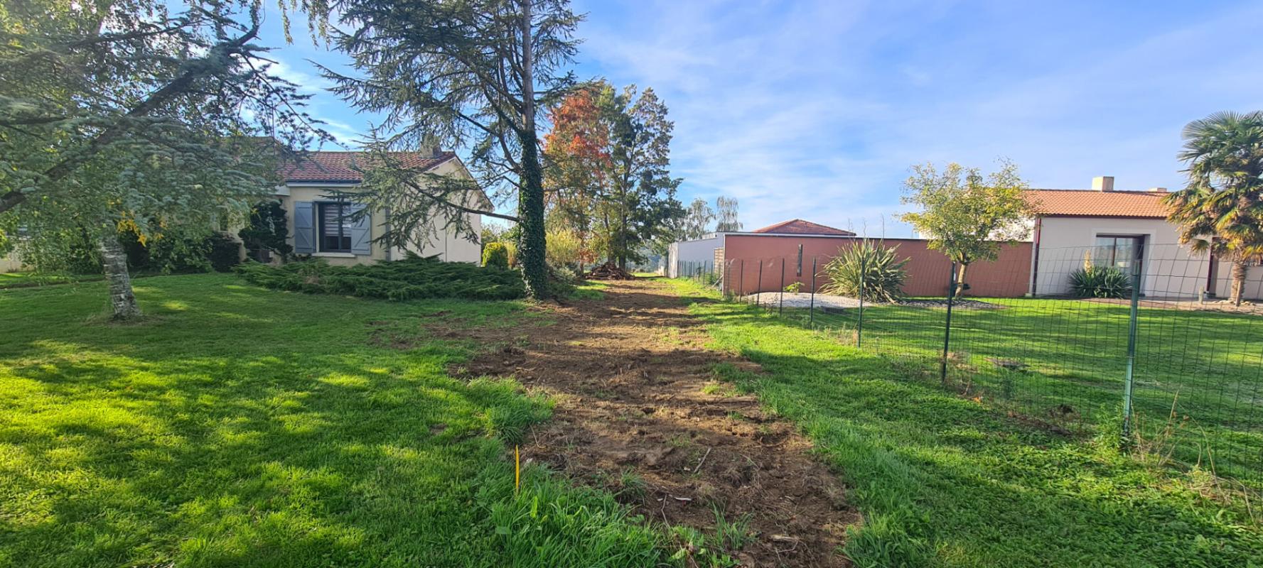 SèVREMOINE Terrain constructible St Crespin 1146 M² en second rideau, non viabilisé. Accès avec empierrement réalisé (avec passage des fourreaux) 7