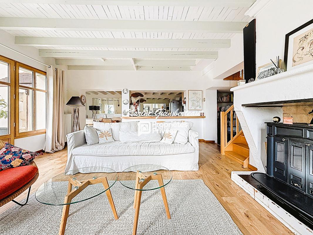 SAINT-EMILION Maison en pierre avec vue, 4 chambres, garage, jardin 4