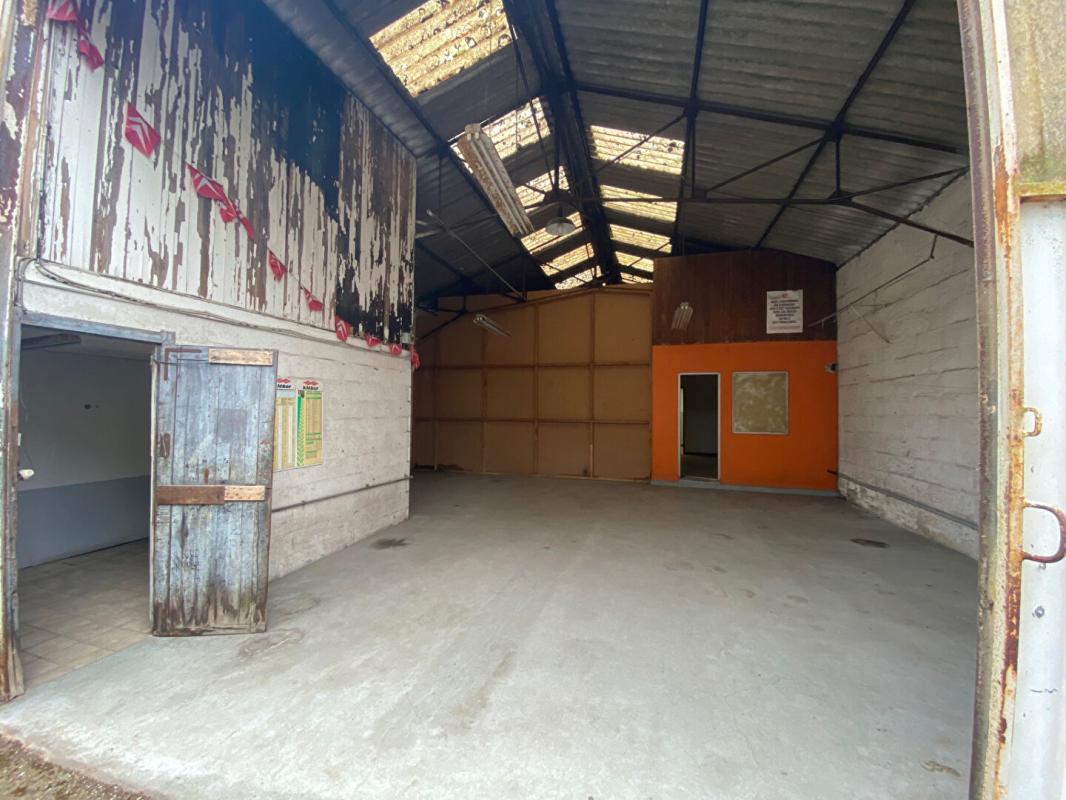 SAINTE-PAZANNE ENSEMBLE IMMOBILIER -  44680 SAINTE PAZANNE  - BUDGET 249 600  HAI 10