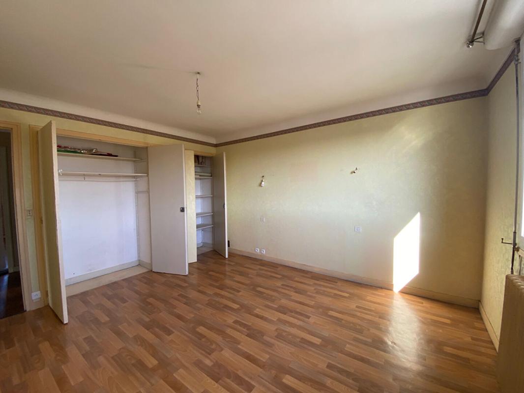 SAINTE-PAZANNE ENSEMBLE IMMOBILIER -  44680 SAINTE PAZANNE  - BUDGET 249 600  HAI 6