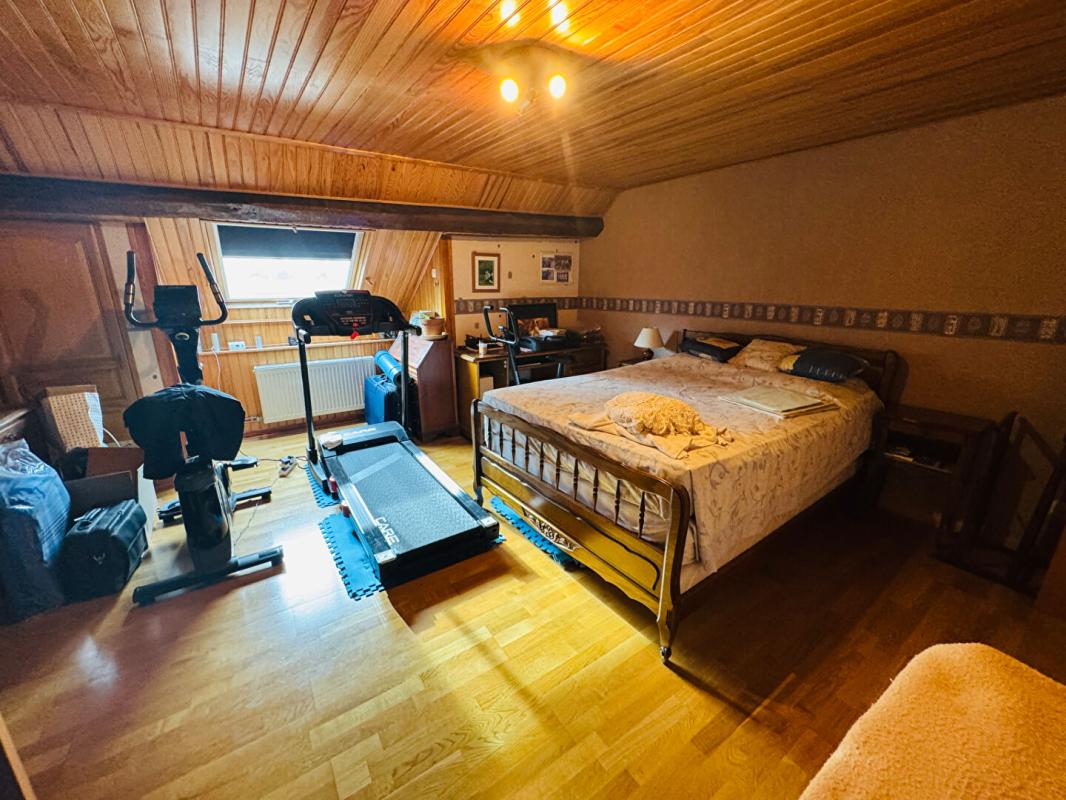 PREMERY Jolie maison mitoyenne à Prémery 8