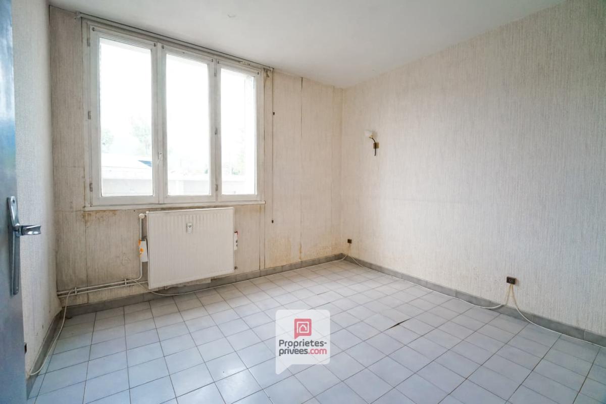 VILLARD-BONNOT Villard Bonnot ( 38190) - Appartement T4 -Jardin- places parking- Possibilité garage66 m2 14