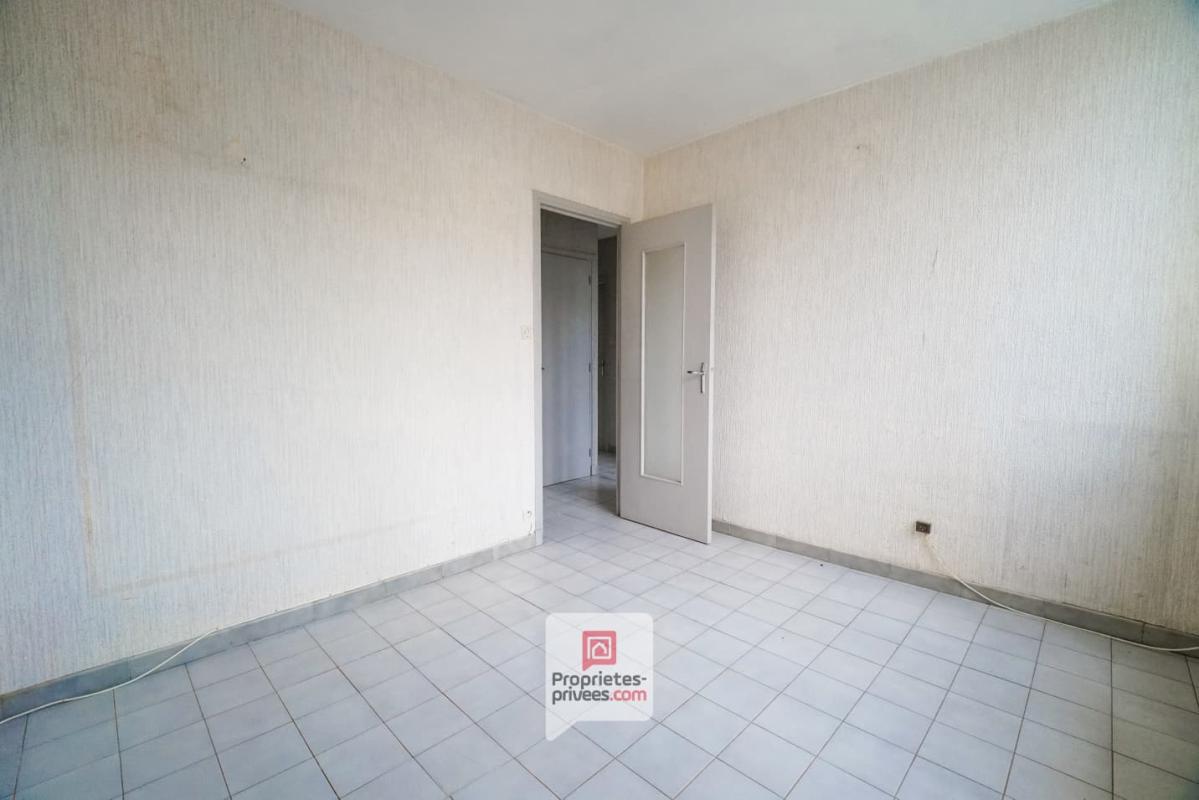 VILLARD-BONNOT Villard Bonnot ( 38190) - Appartement T4 -Jardin- places parking- Possibilité garage66 m2 15