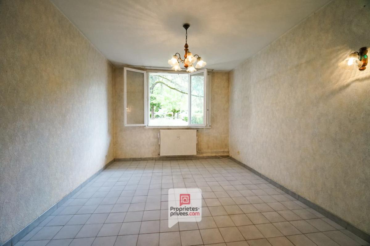 VILLARD-BONNOT Villard Bonnot ( 38190) - Appartement T4 -Jardin- places parking- Possibilité garage66 m2 8