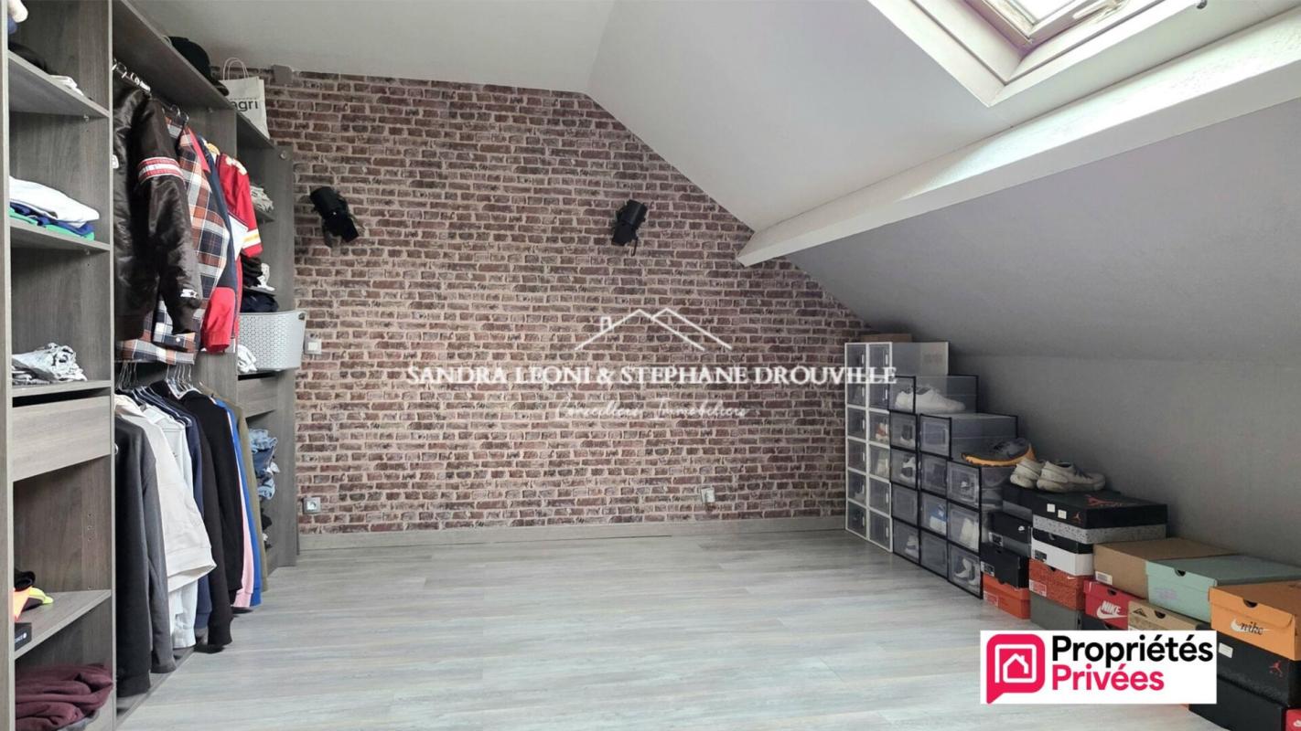 VOVES PROCHE VOVES Maison  6 pièces, 198 m², AVEC DEPENDANCES ET HANGAR 8