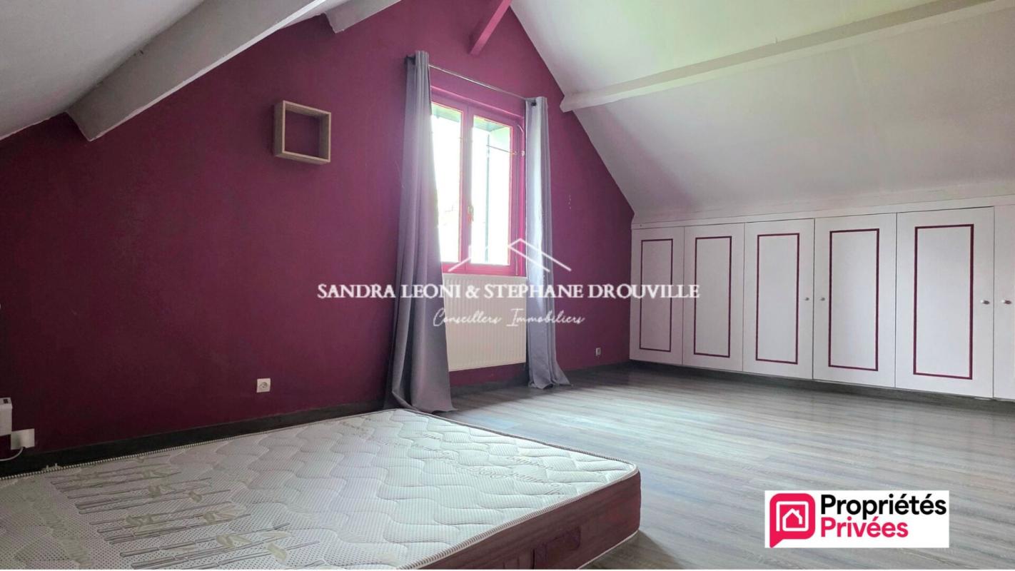 VOVES PROCHE VOVES Maison  6 pièces, 198 m², AVEC DEPENDANCES ET HANGAR 9