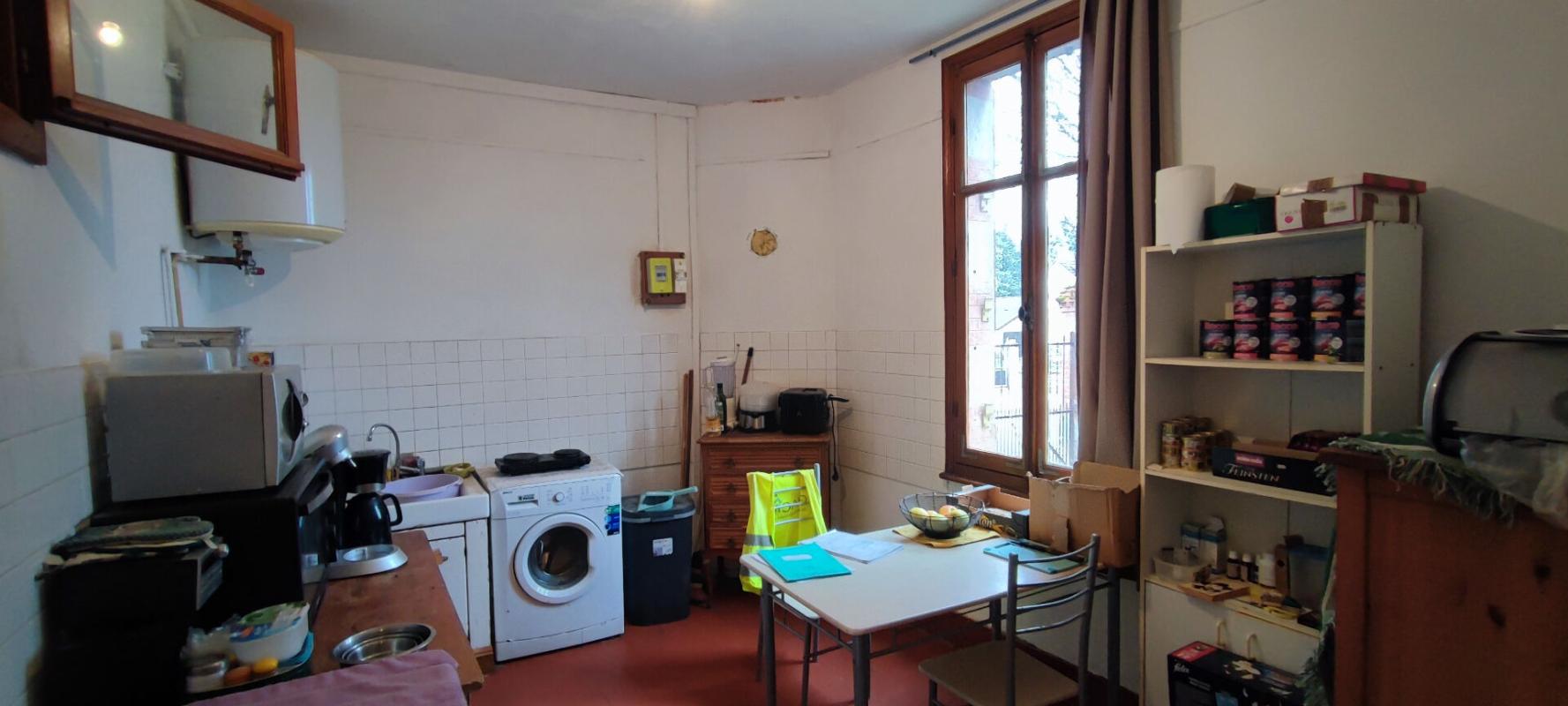 LA GUERCHE-SUR-L'AUBOIS Maison La Guerche Sur L Aubois 5 pièce(s) 95 m2 6