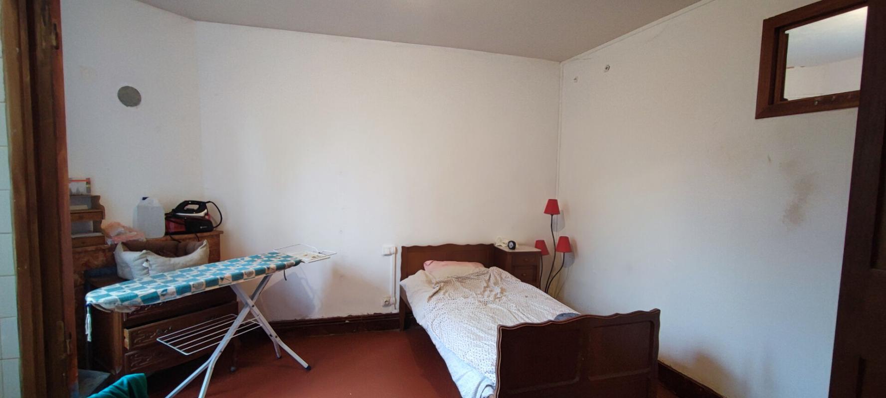 LA GUERCHE-SUR-L'AUBOIS Maison La Guerche Sur L Aubois 5 pièce(s) 95 m2 8