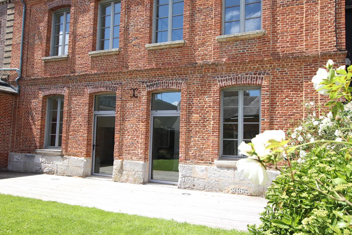 YVETOT Demeure de prestige en centre ville d'Yvetot 2