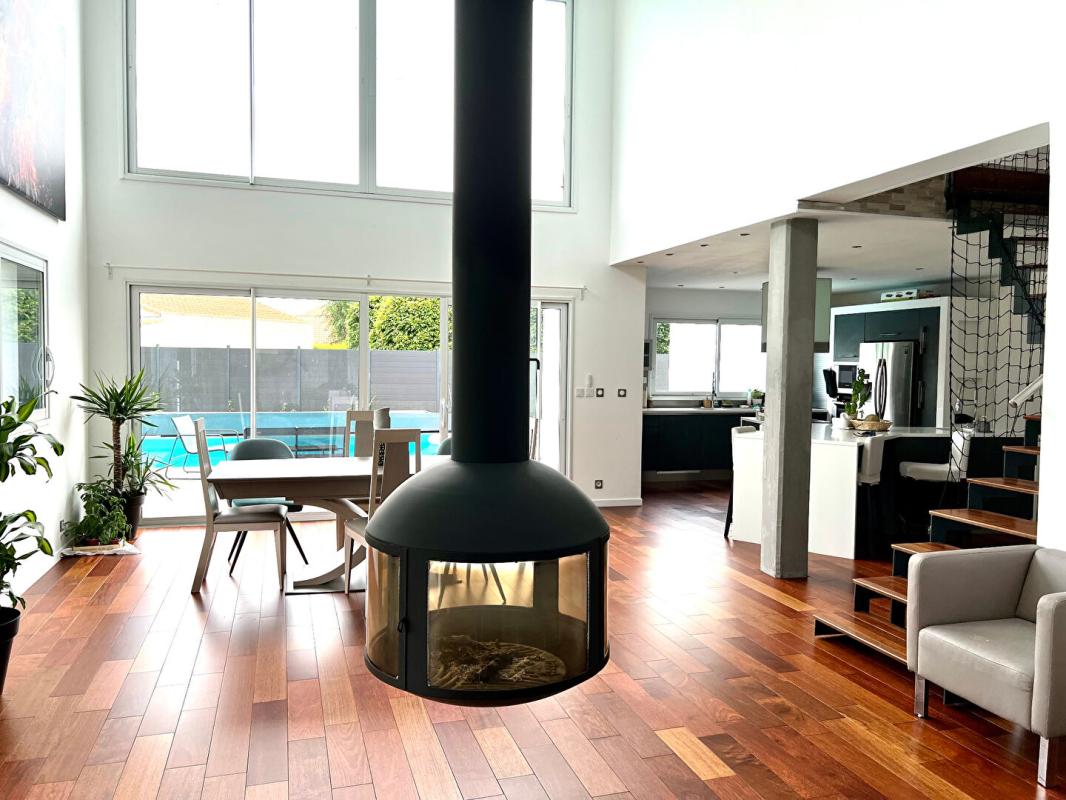 OUDON MAISON A VENDRE 6 PIECES AVEC PISCINE 9