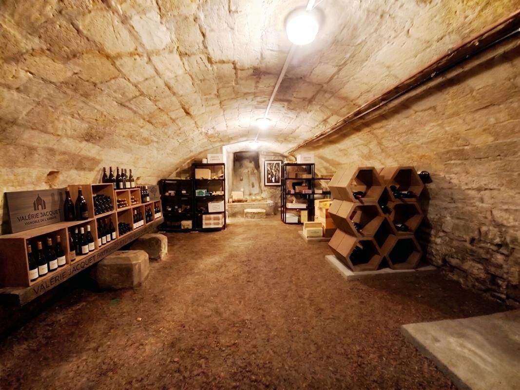 COUTRAS Centre ville: Demeure d'Exception : L'Équilibre Parfait entre Caractère et Volume 12