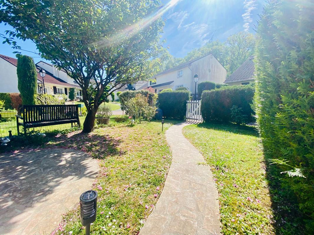 CROISSY-BEAUBOURG Maison Croissy Beaubourg 76 m2 12