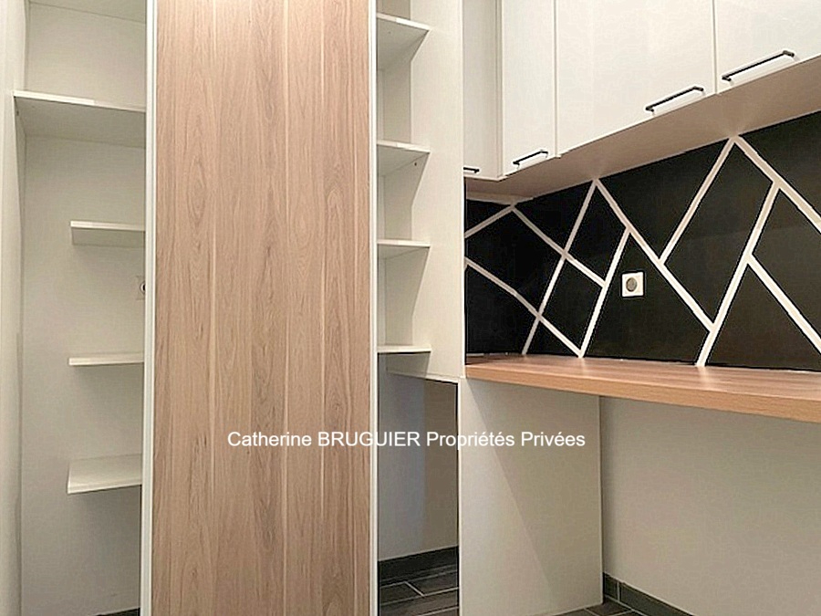 NUAILLE-D'AUNIS Maison de plain-pied 116 m² - Centre village - Classe A -3 chambres - garage - jardin clos 11