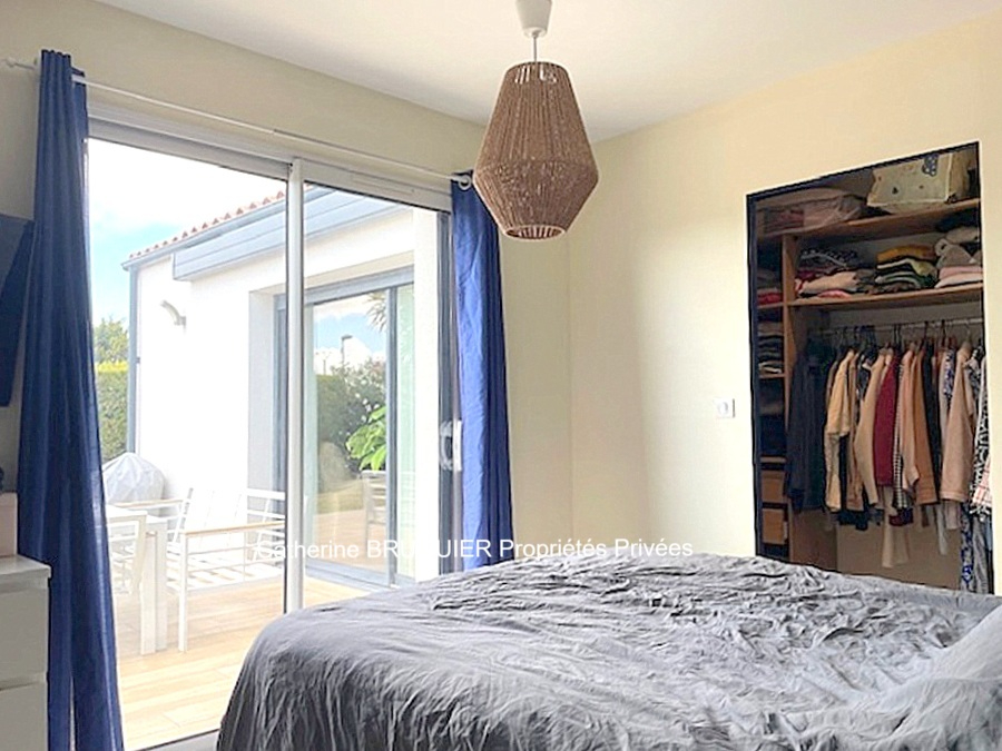 NUAILLE-D'AUNIS Maison de plain-pied 116 m² - Centre village - Classe A -3 chambres - garage - jardin clos 15