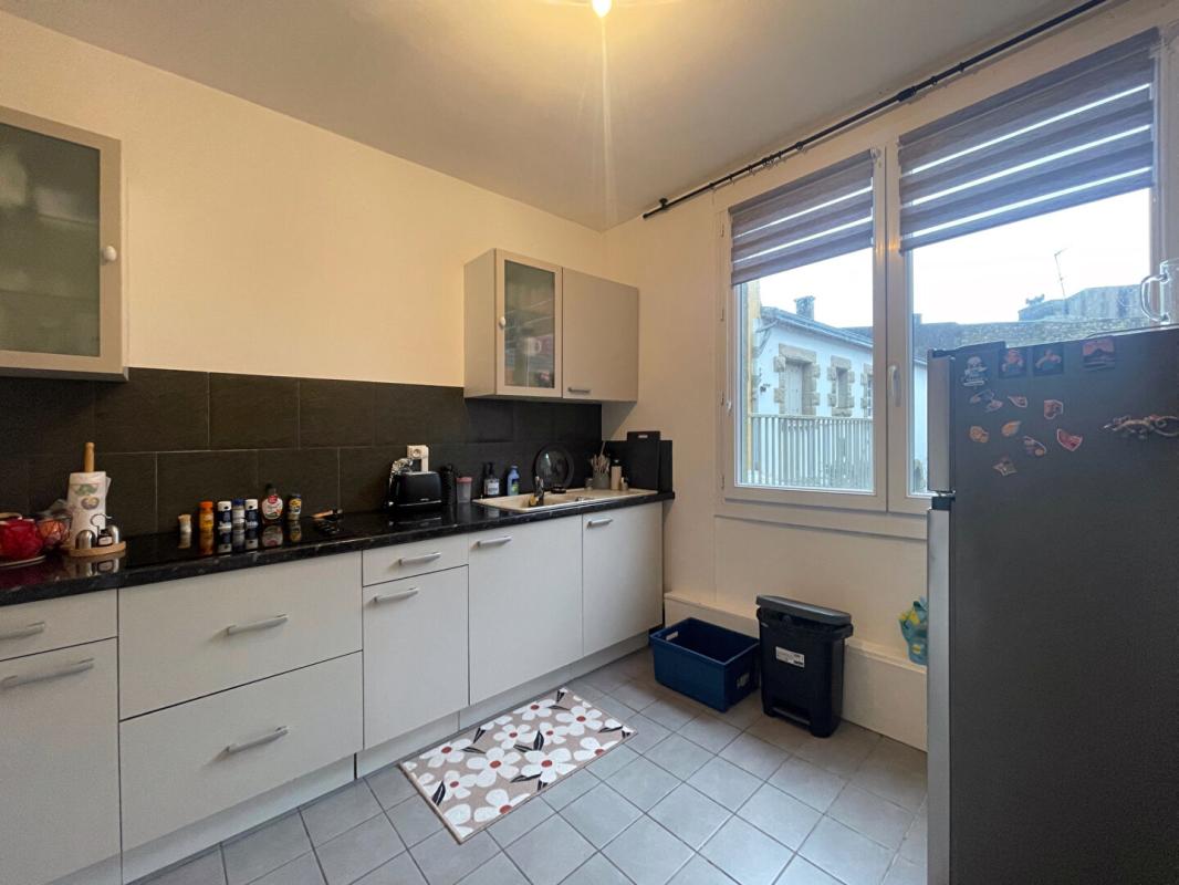 QUIMPER LOCAL + APPARTEMENT T2- Hypercentre Quimper 7